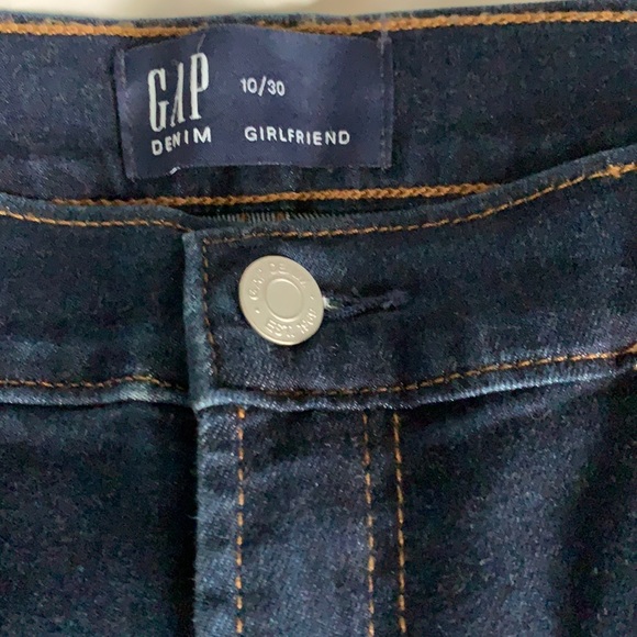 🎄 GAP Comfortable fit Girlfriend Jeans - Picture 3 of 3